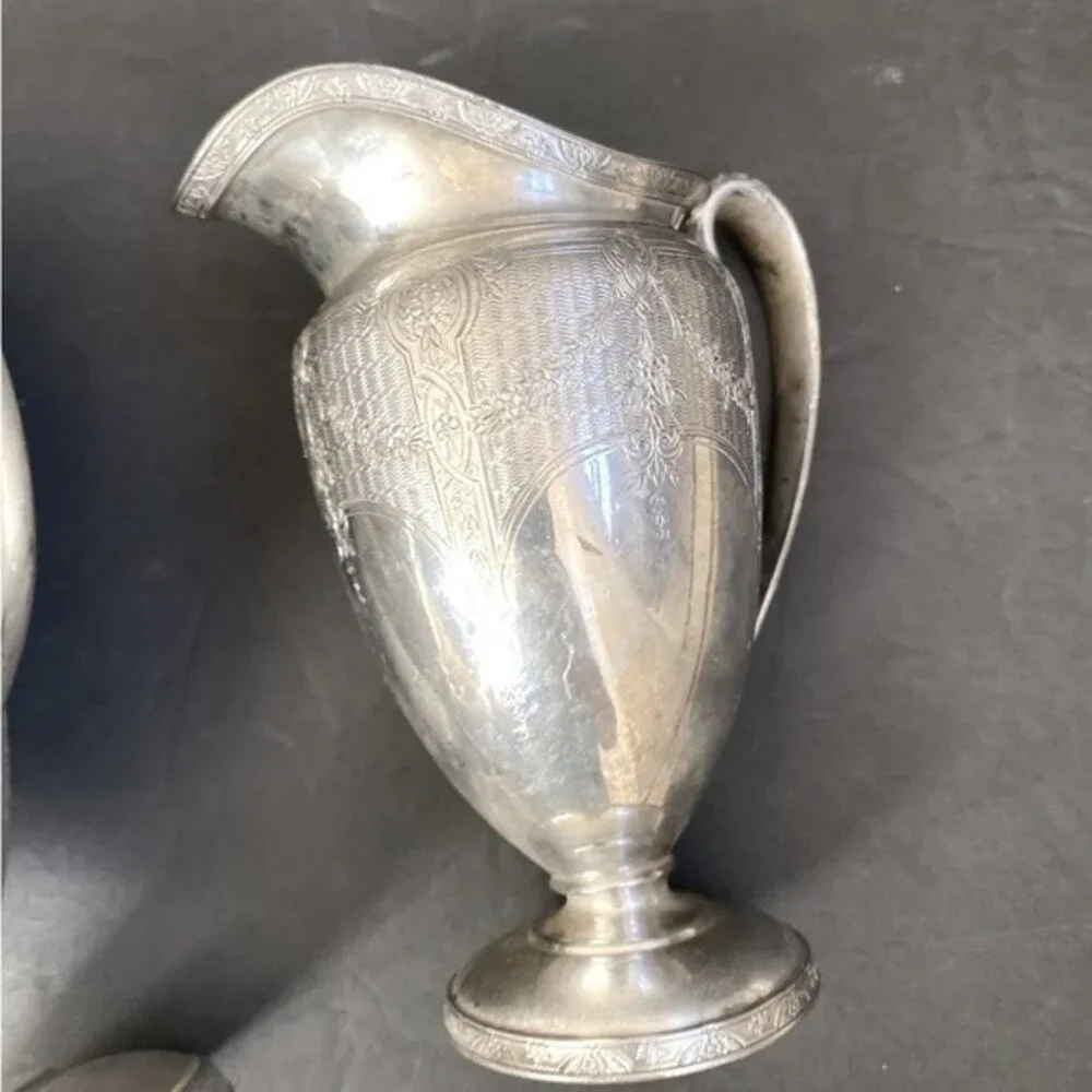 WILCOX INTERNATIONAL CO SILVER PLATE COFFEE POT& CREAM FLORAL PATTERN #…
